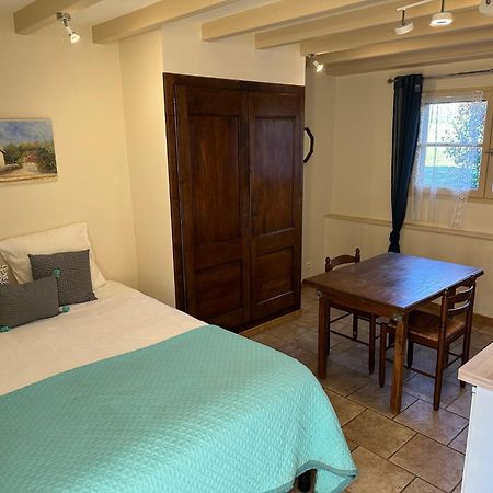 Chambres D'Hotes Du Puy D'Anche Sauze-Vaussais Bagian luar foto
