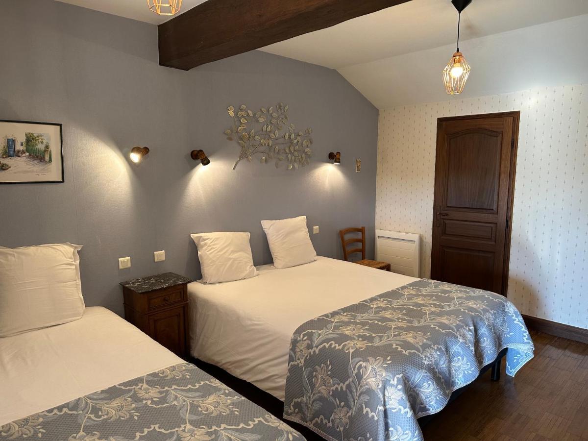 Chambres D'Hotes Du Puy D'Anche Sauze-Vaussais Bagian luar foto