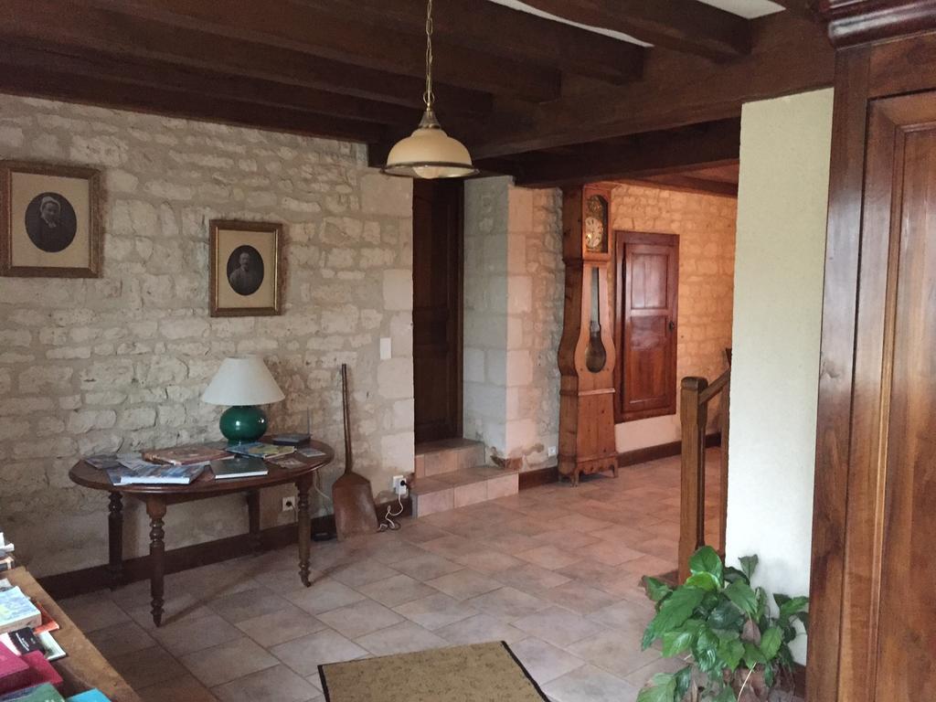 Chambres D'Hotes Du Puy D'Anche Sauze-Vaussais Bagian luar foto